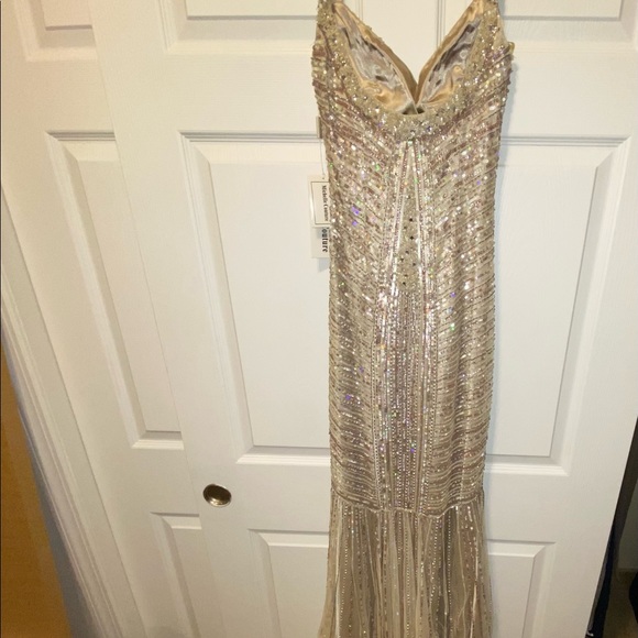 Prom Gown / Evening Gown - Picture 3 of 5